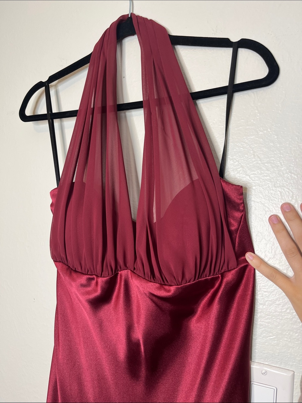 Vintage Y2K Betsy & Adam Deep Red Satin Evening Gown with Halter Neck - Size M